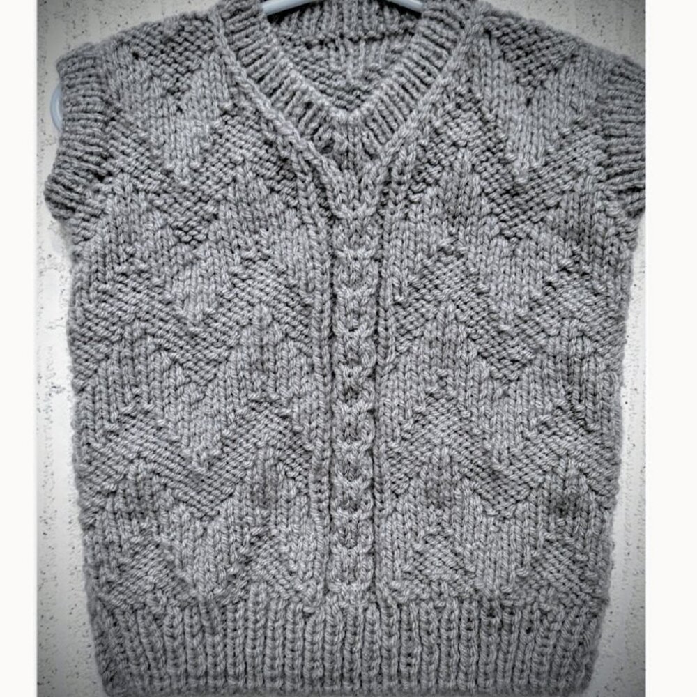Children's knitted vest Handmade Knitted sweater  Vest is knitted